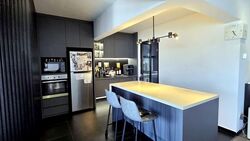 Blk 330 Bukit Batok Street 33 (Bukit Batok), HDB Executive #558405171